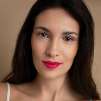 Crimson/Red Lipstick (Bio & Vegan) 2